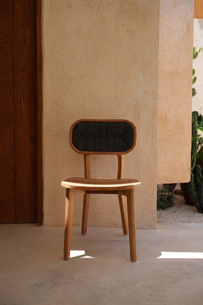 The Arigato Dining Chair