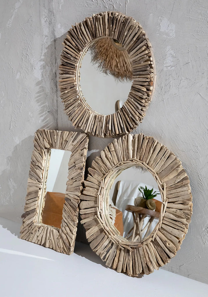 The Driftwood Framed Mirror - M