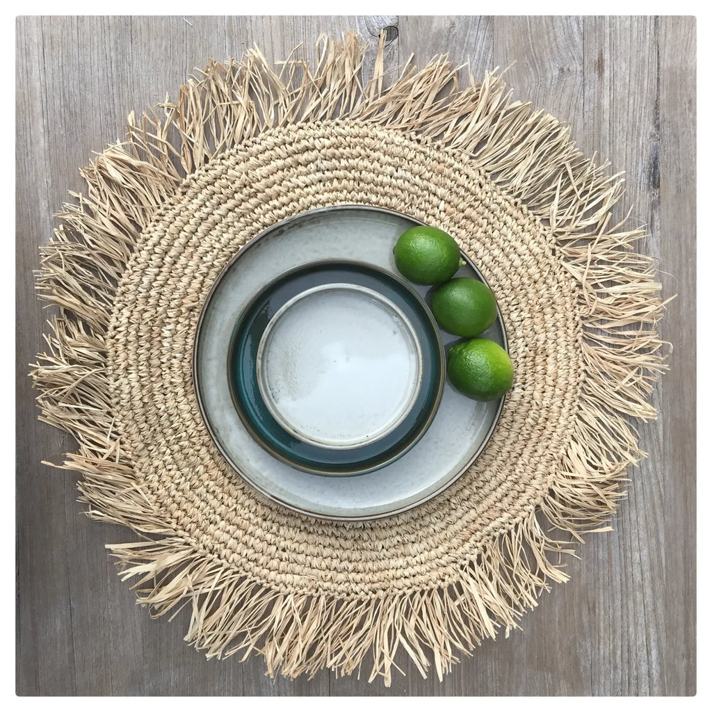 The Fringe Raffia Placemat Round