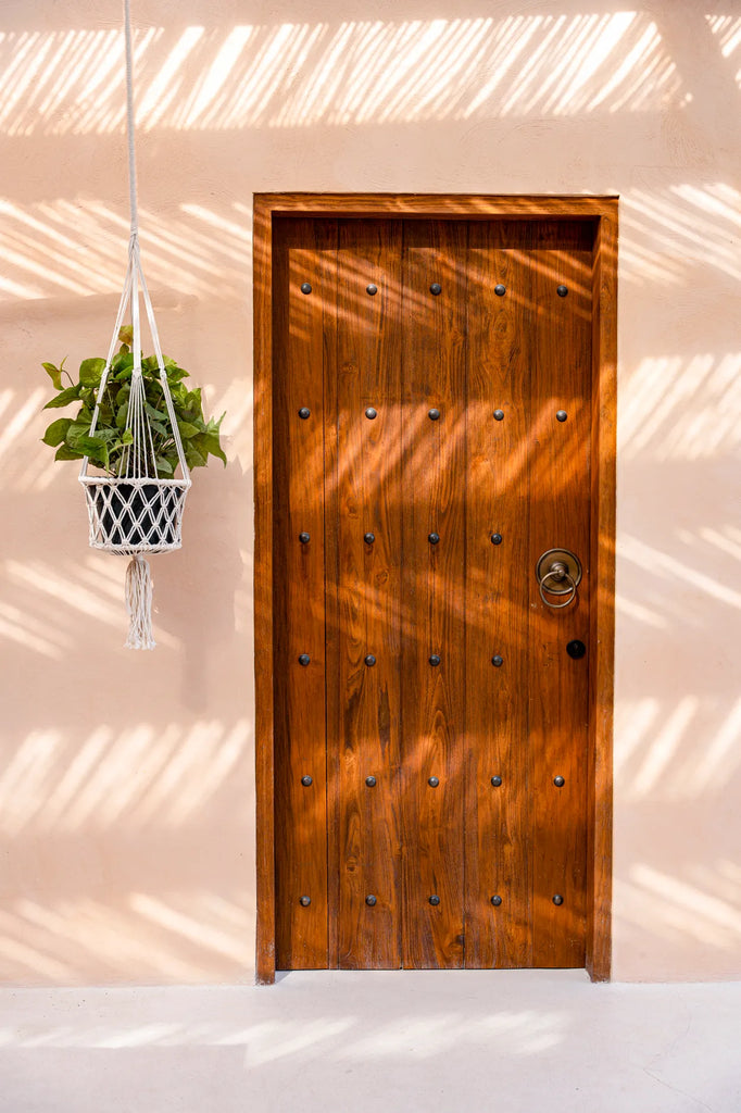 The Macrame Plant Hanger - White - L