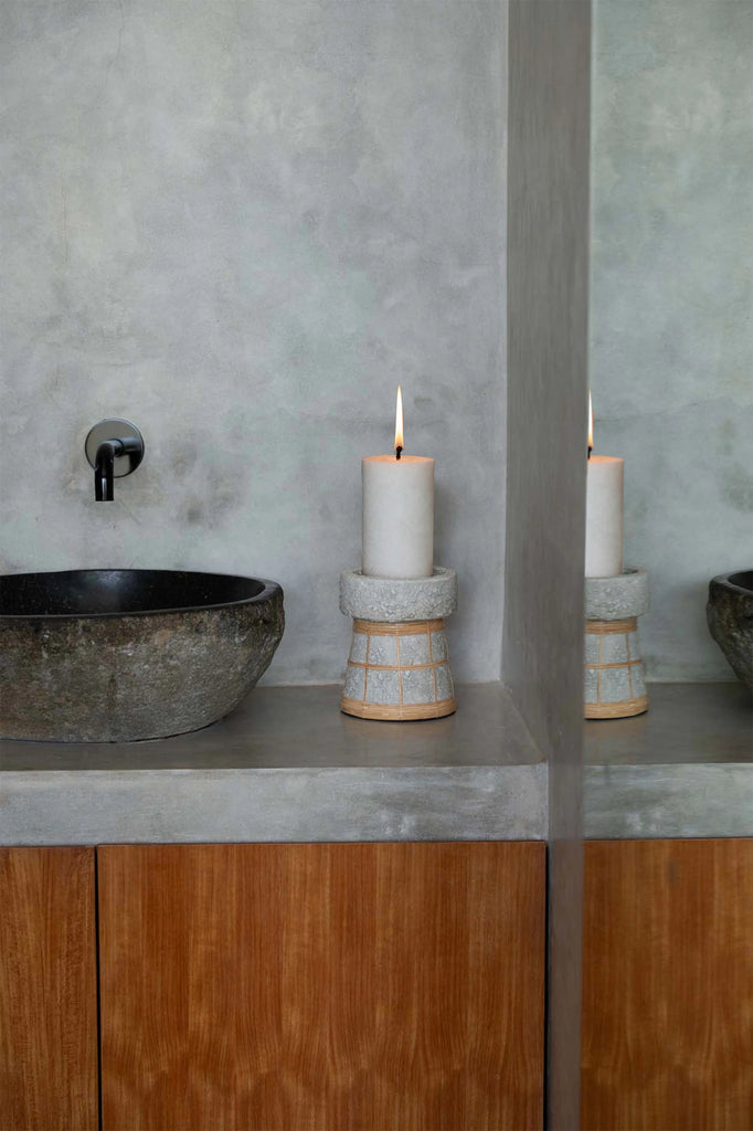 The Serene Candle Holder - Concrete Gray Natural - M