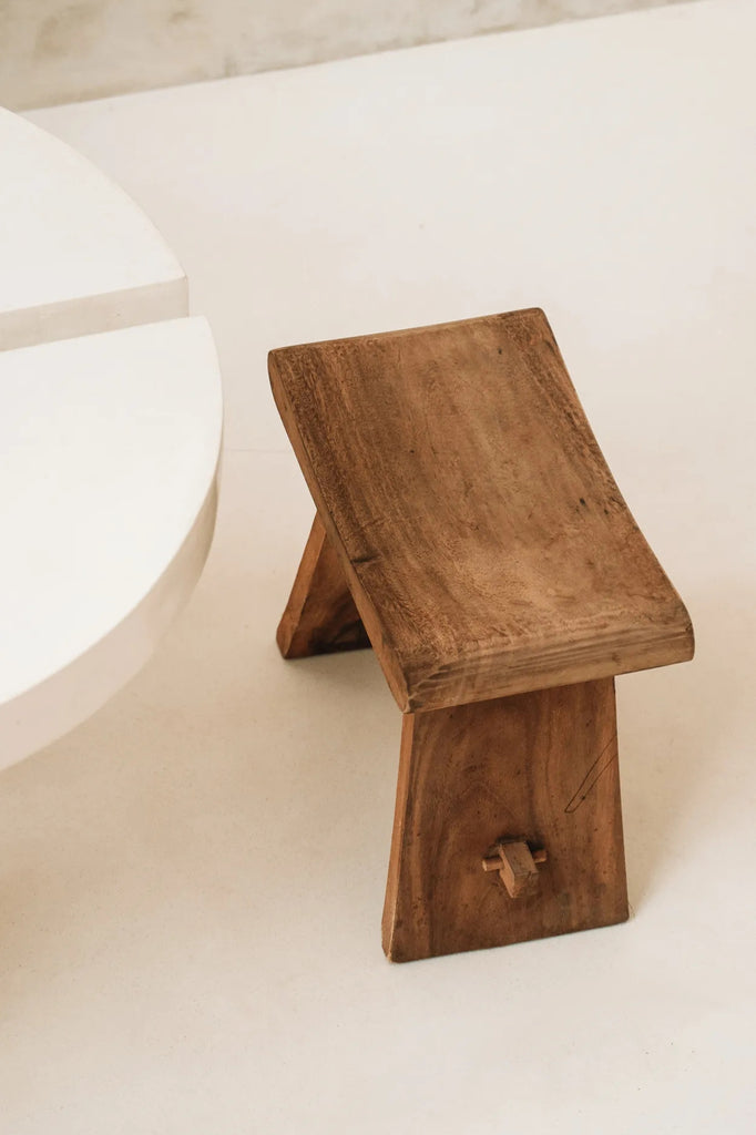 The Suar Stool