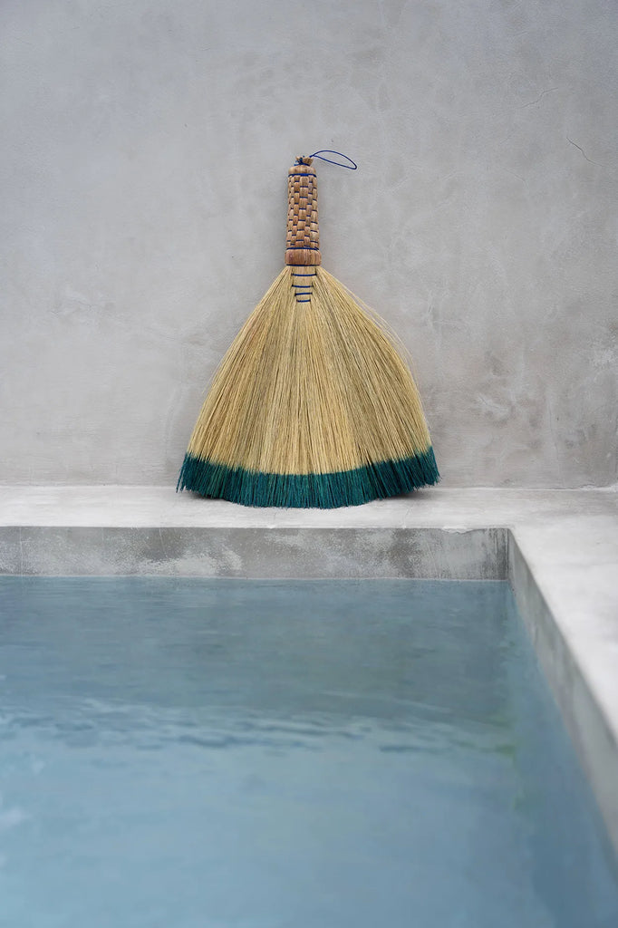 The Sweeping Hand Sweeper - Natural Turquoise