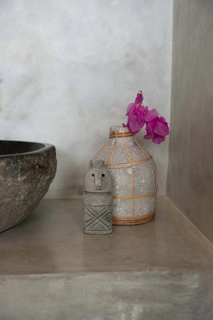 The Whoopy Vase - Concrete Gray Natural - S