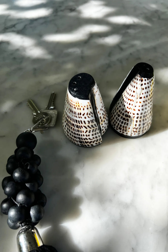 The Salt and Peppa Shells Set - Set of 2